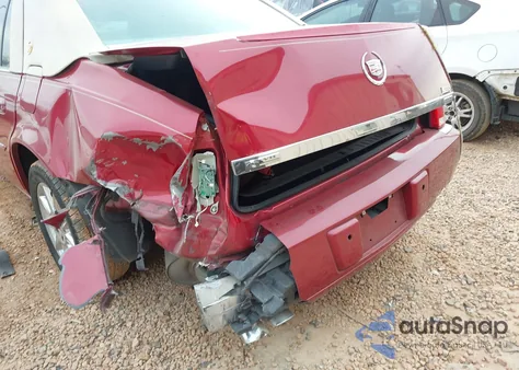 2011 Cadillac Dts Luxury Collection z USA, uszkodzony, nr VIN 1G6KD5E62BU103684